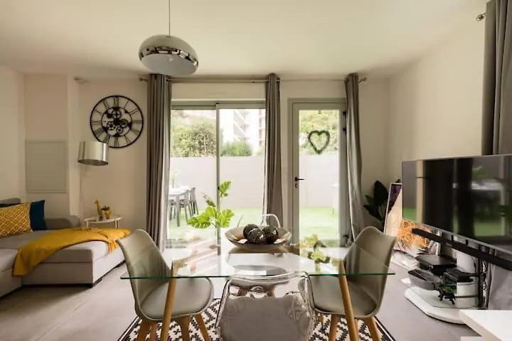 Stylish New 1 Bedroom Apartment In Juan Les Pins Antibes