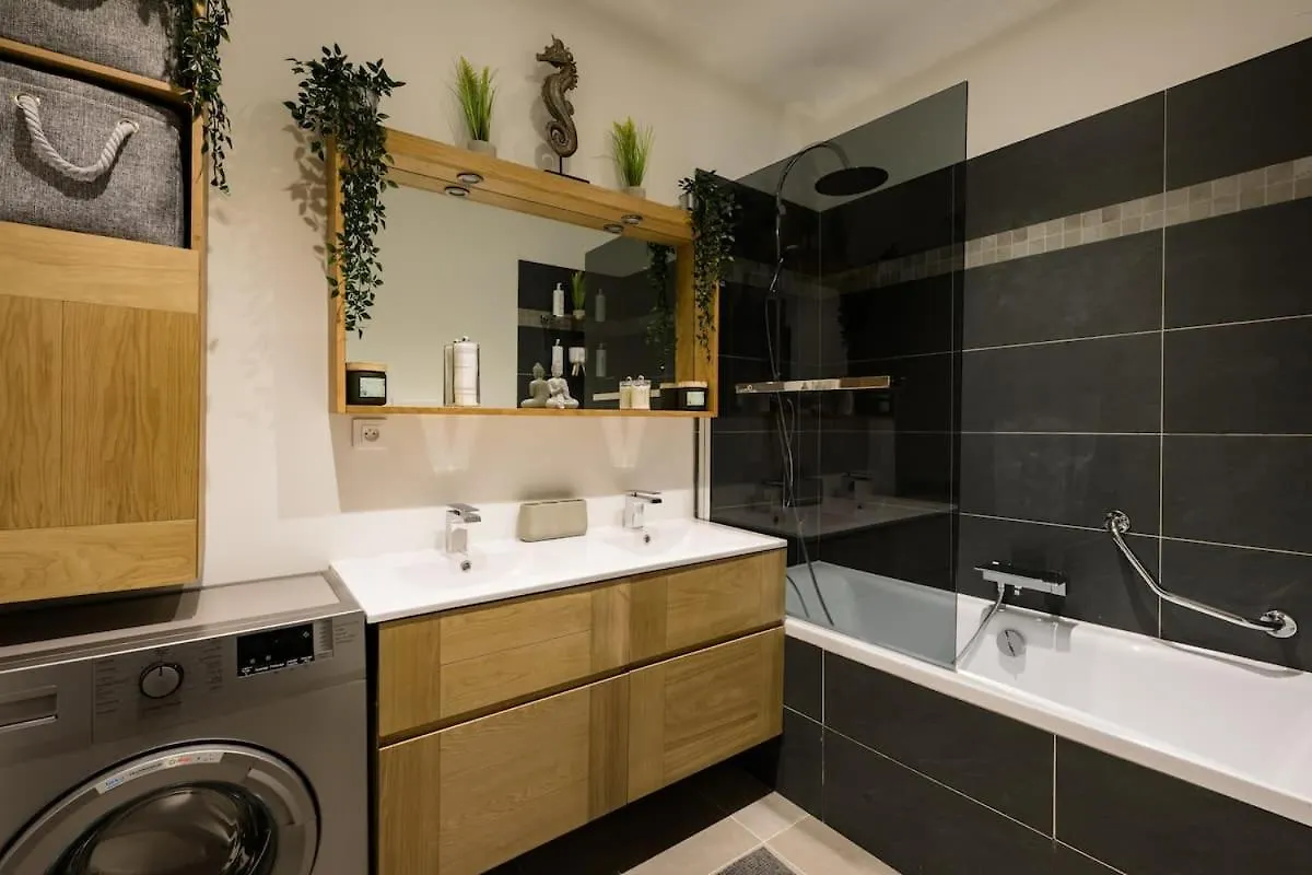 Stylish New 1 Bedroom Apartment In Juan Les Pins Antibes